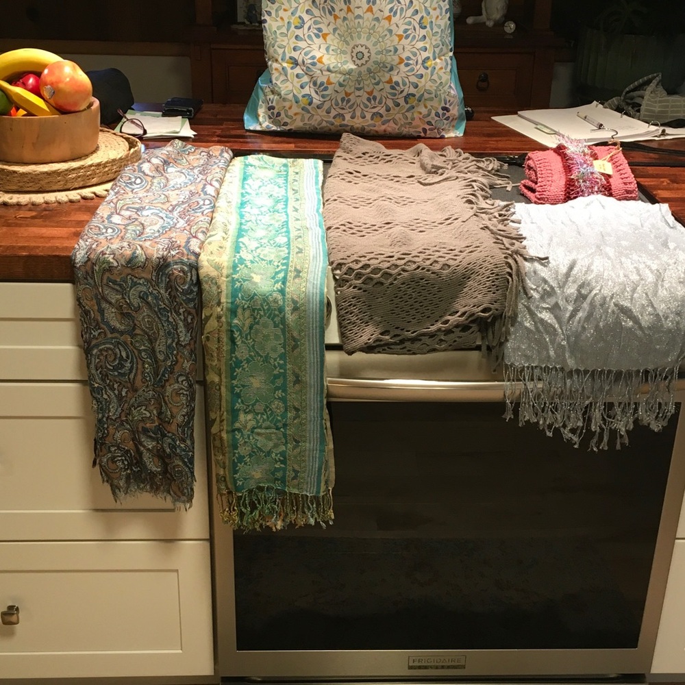 Elegant Paisley and Lace Scarf Collection